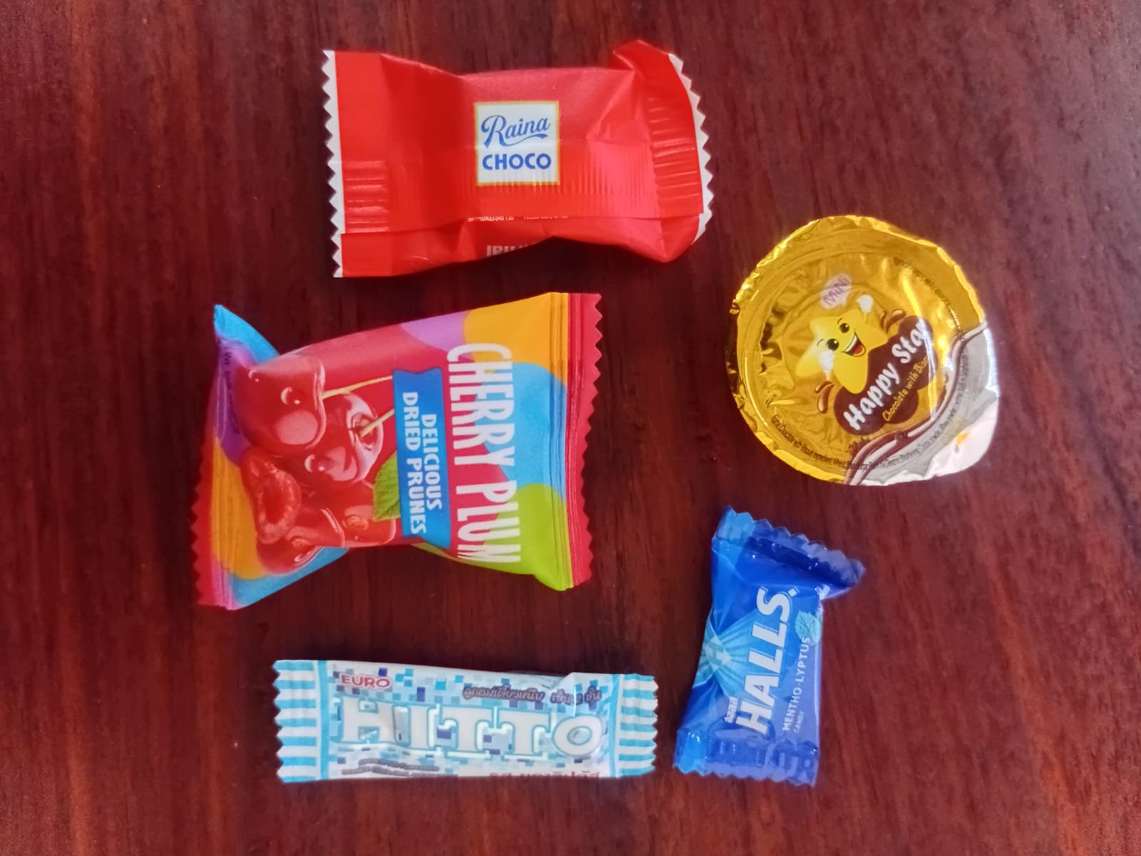 ເຂົ້າໜົມ ລວມ ກ້ອນ