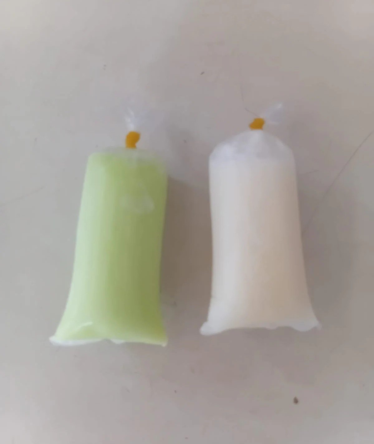 ນົມສົ້ມ ນ້ອຍ